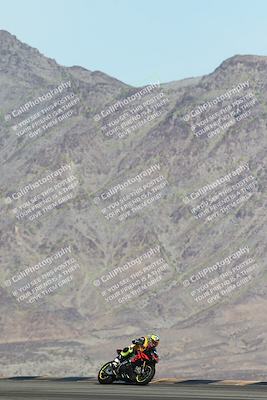 media/Nov-16-2025-Race Pace (Sun) [[8c5fa54630]]/Non Verified Riders (1st 20 Minutes)/2-Turn 10 (1010am)/